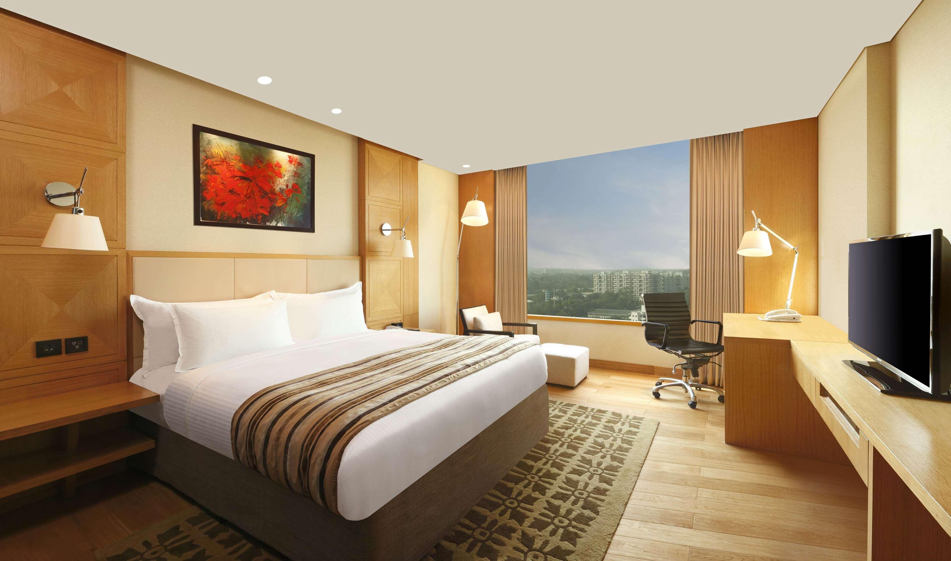 Pimpri-Chinchwad Doubletree By Hilton-Pune Chinchwad מראה חיצוני תמונה