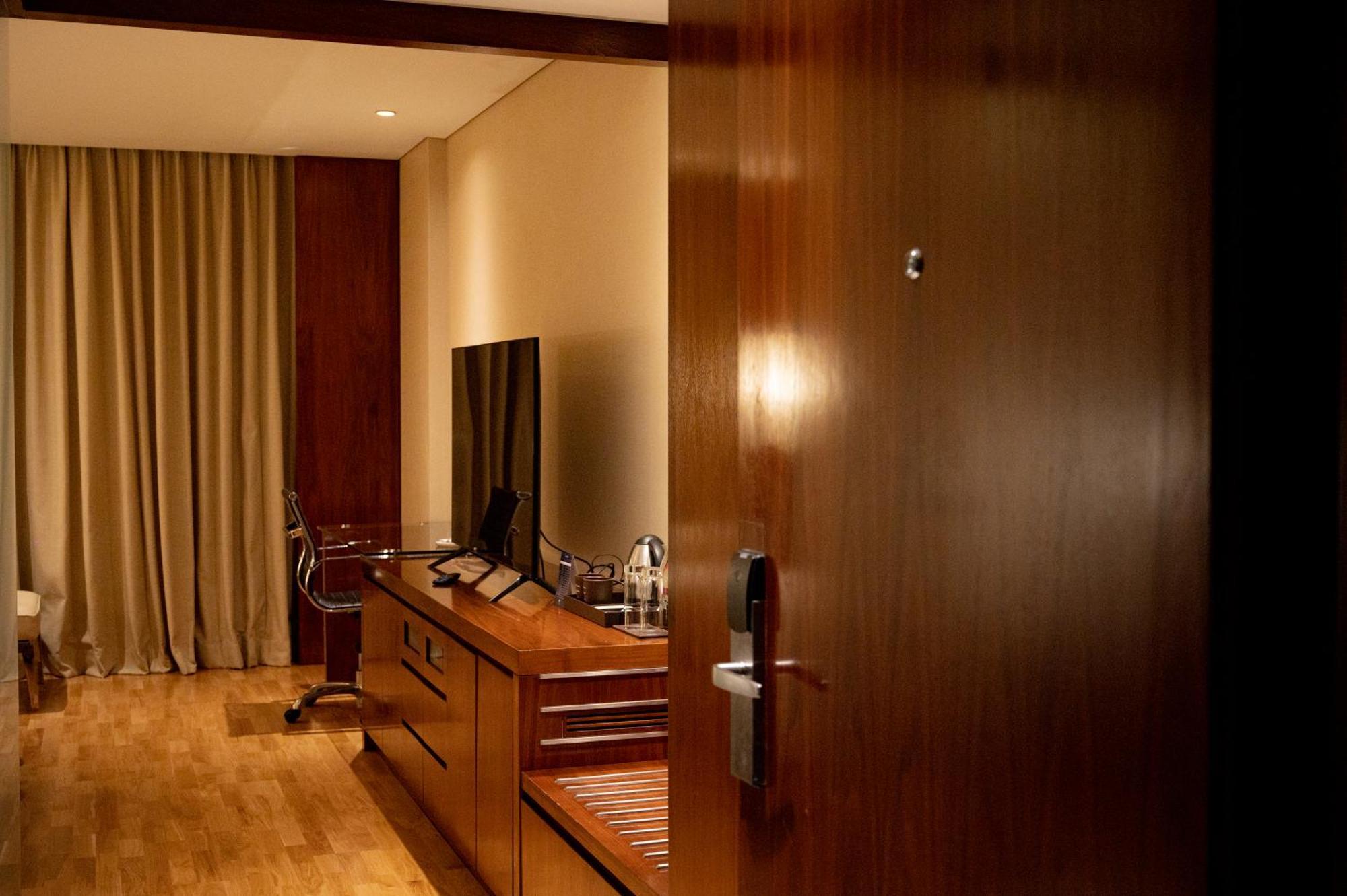 Pimpri-Chinchwad Doubletree By Hilton-Pune Chinchwad מראה חיצוני תמונה