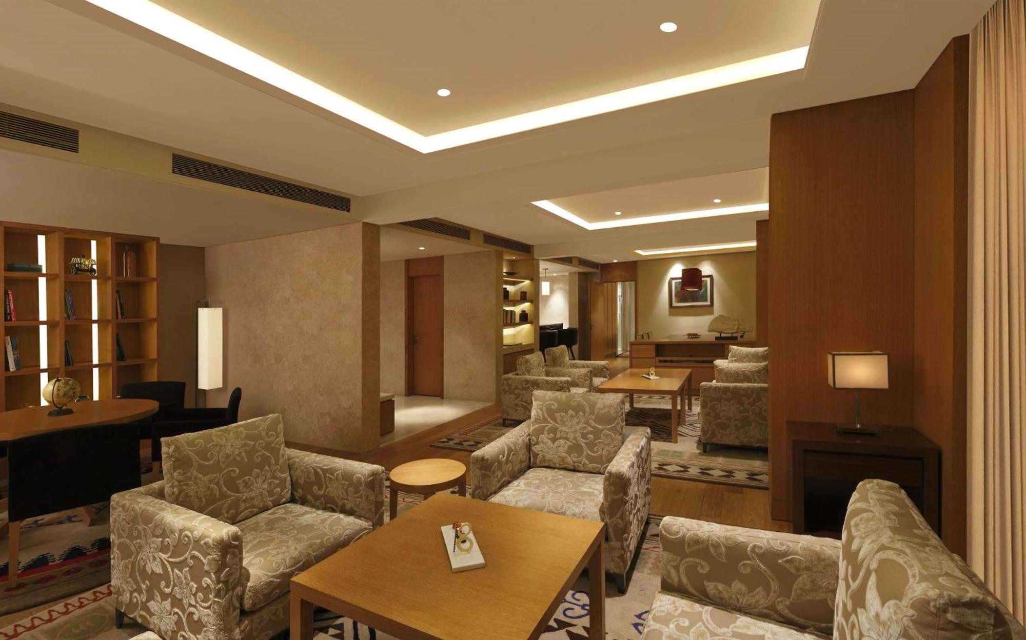 Pimpri-Chinchwad Doubletree By Hilton-Pune Chinchwad מראה חיצוני תמונה